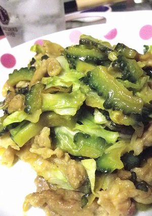ゴーヤとキャベツの豚みそ炒め-レシピのメイン写真