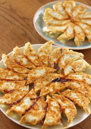 円盤餃子の焼き方-レシピのメイン写真