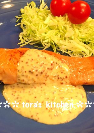 旬の秋鮭ORたらのムニエル☘️簡単ソース-レシピのメイン写真