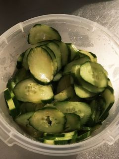 ご飯によく合う!キュウリのピリ辛お漬物-レシピのメイン写真