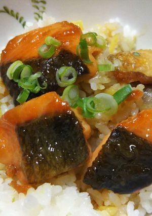 秋鮭とさつまいものバター醤油ご飯-レシピのメイン写真