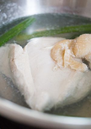 しっとり美味しい！ヘルシーな茹で鷄-レシピのメイン写真