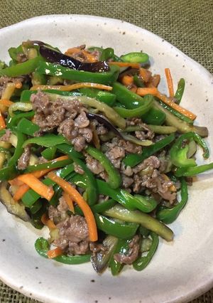 焼き肉のたれで簡単♪残り野菜の青椒肉絲-レシピのメイン写真