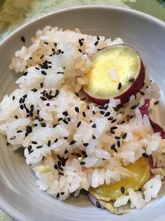 餅米でモチモチホクホクサツマイモご飯☆-レシピのメイン写真