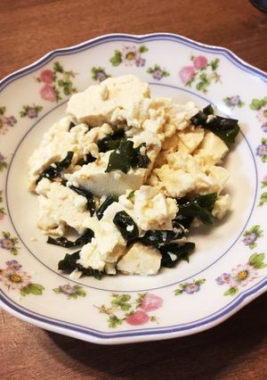 豆腐とワカメの中華風和え物-レシピのメイン写真