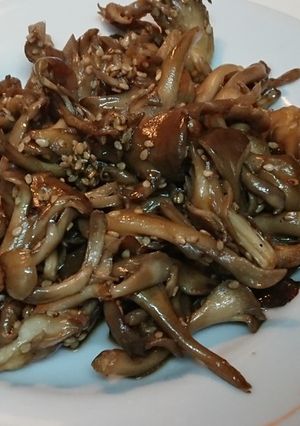 舞茸の胡麻醤油炒め-レシピのメイン写真