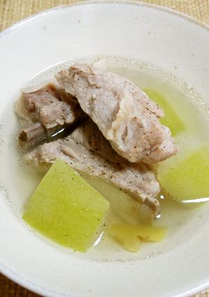 冬瓜と豚スペアリブのスープ（冬瓜排骨湯）-レシピのメイン写真