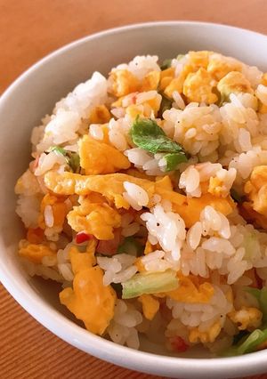 シャキッと美味しいレタスチャーハン-レシピのメイン写真