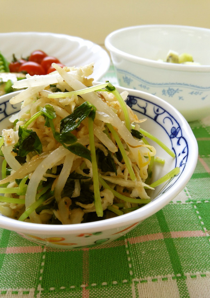 レンジで簡単！もやしと豆苗の中華和え-レシピのメイン写真