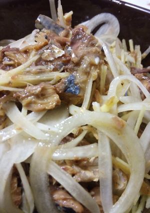 サバ缶とタマネギの貧乏サラダ-レシピのメイン写真