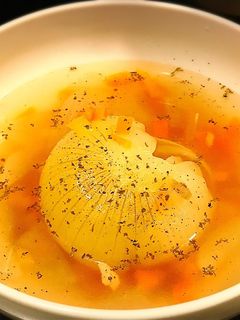 圧力鍋で♫簡単丸ごと玉ねぎスープ-レシピのメイン写真