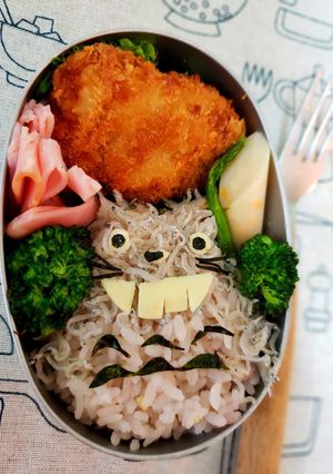 子どもに笑顔を！となりのトトロじゃこ弁当-レシピのメイン写真