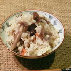 A picture of 炊き込みごはん・しょっつるでダシいらず.