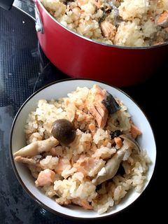 お鍋で#鮭とキノコの炊き込みご飯-レシピのメイン写真