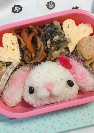 ピンクの垂れ耳ウサちゃん？弁当-レシピのメイン写真