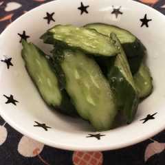 รูปของ きゅうりのわさび漬け