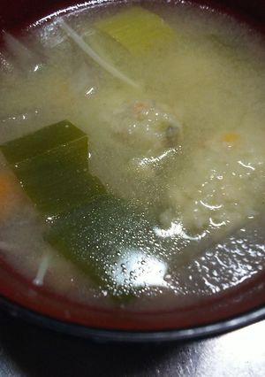 鶏ごぼうすり身のお味噌汁！-レシピのメイン写真