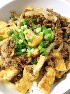 簡単★挽肉と油揚げのチャチャっと丼♪-レシピのメイン写真