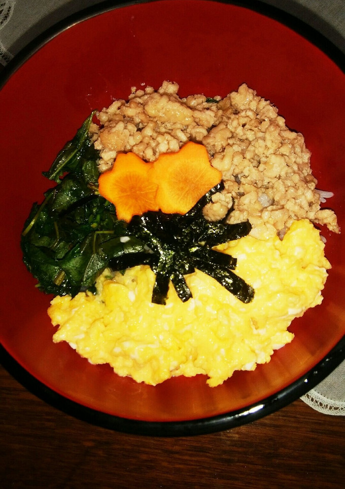 定番三色そぼろご飯-レシピのメイン写真