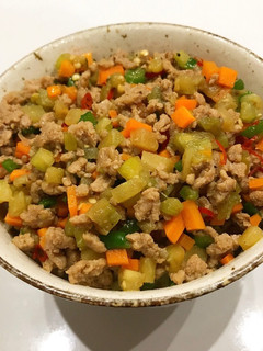 簡単♡ひき肉と野菜のピリ辛そぼろ丼♡-レシピのメイン写真