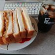 朝のスタートはタマネギのテリヤキトースト