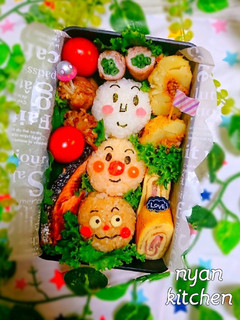 丸おにぎり♪『アンパンマンと仲間達』弁当-レシピのメイン写真