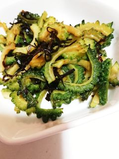 ゴーヤと塩昆布のいためもの-レシピのメイン写真