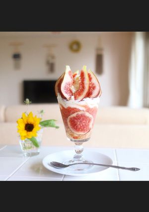 いちぢくのスムージーパフェ-レシピのメイン写真