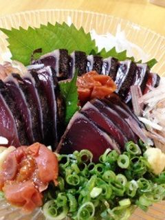 鰹のタタキは梅干で-レシピのメイン写真