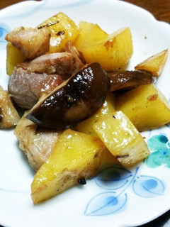 パンチェッタとジャガイモの炒め物【和風】-レシピのメイン写真