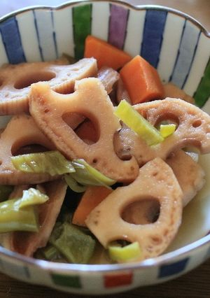 れんこんの炊いたん♪薄味の優しい味です。-レシピのメイン写真