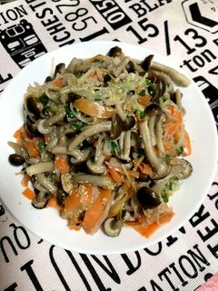 ヘルシーしらたきとしめじの炒め物-レシピのメイン写真