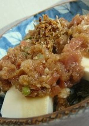 カリカリじゃこ豆腐丼　梅おろしダレ-レシピのメイン写真