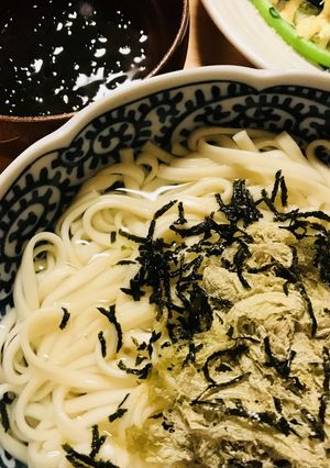 もずくでいただく●とろろ昆布釜揚げうどん-レシピのメイン写真