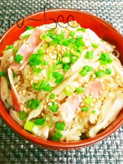 秋の味覚♡舞茸とベーコンの炊き込みご飯-レシピのメイン写真
