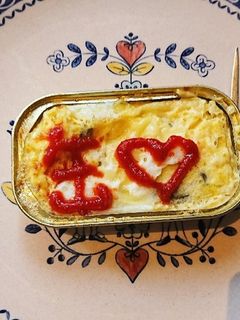 牡蠣のアヒージョ缶でふんわりオムレツ-レシピのメイン写真