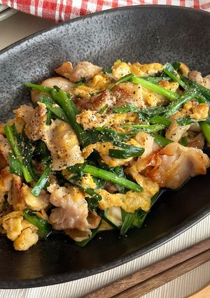 美味しさ格上げ！簡単豚バラふわとろニラ玉-レシピのメイン写真