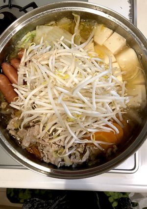 好みの辛さに調整できる！簡単キムチ鍋-レシピのメイン写真