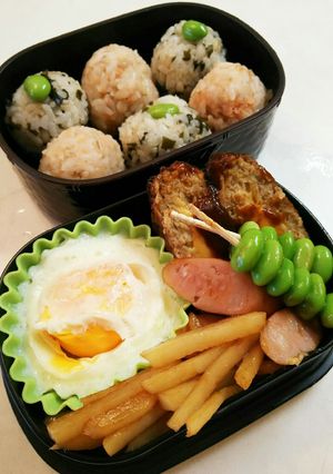 お弁当(9/19)ハンバーグと目玉焼き-レシピのメイン写真