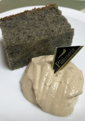 フワフワ黒胡麻ケーキ(無水鍋QC使用)-レシピのメイン写真