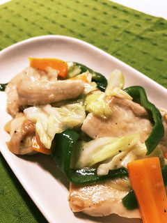 ご飯がすすむ♬トロ〜リ鶏胸肉の塩野菜炒め-レシピのメイン写真