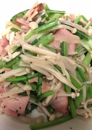 ベーコンとかぶの葉のシャキシャキ炒め-レシピのメイン写真
