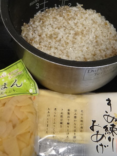 きぬ練りおあげ で 炊き込みご飯-レシピのメイン写真