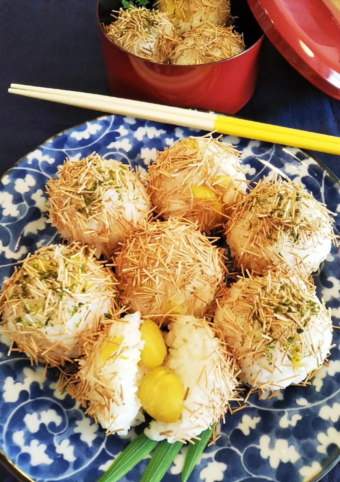 栗ごはんで簡単☆びっ栗いがぐりおにぎり-レシピのメイン写真
