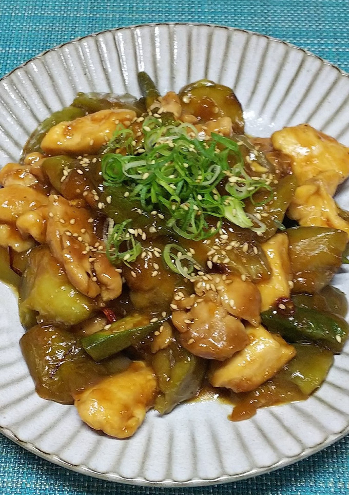 鶏肉と茄子とオクラの甘辛さっぱり炒め♪-レシピのメイン写真