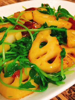 めんつゆで簡単☆れんこんと豚肉の甘酢炒め-レシピのメイン写真