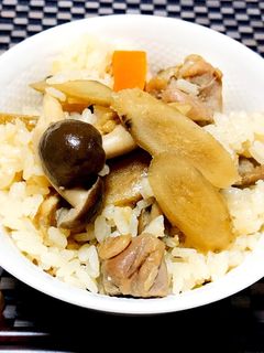 美味しいよ~♪鶏ごぼうの炊き込みご飯❤-レシピのメイン写真