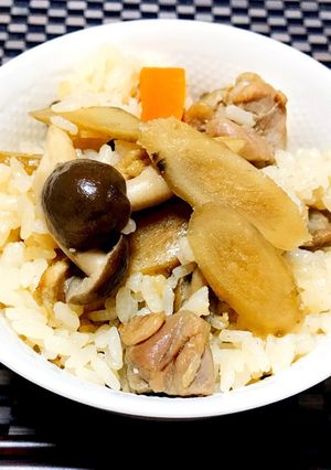 美味しいよ～♪鶏ごぼうの炊き込みご飯❤-レシピのメイン写真