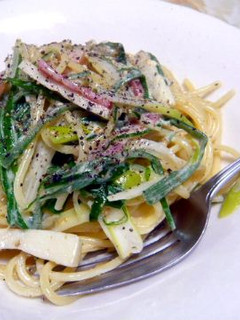 葉玉葱とエリンギのごまマヨパスタ-レシピのメイン写真