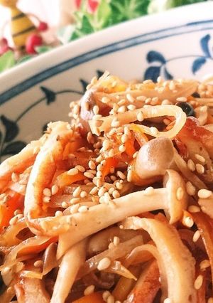 大根の皮としめじの金平-レシピのメイン写真